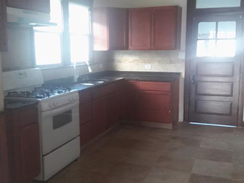 2940 E 98th St, Chicago, IL 60617 photo 2