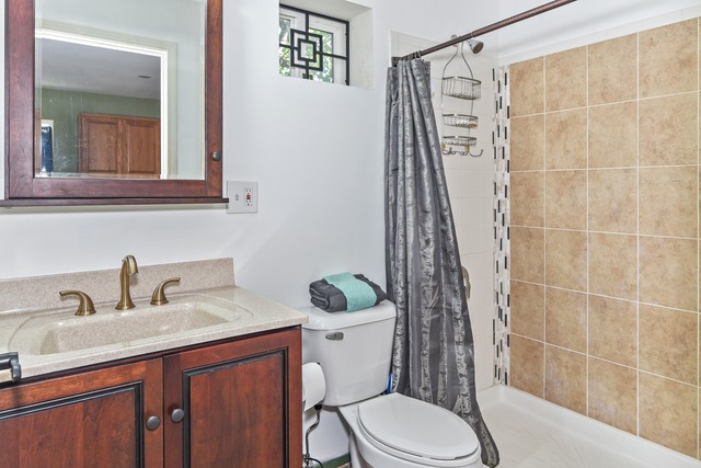 35 E 120th Pl, Chicago, IL 60628 photo 12