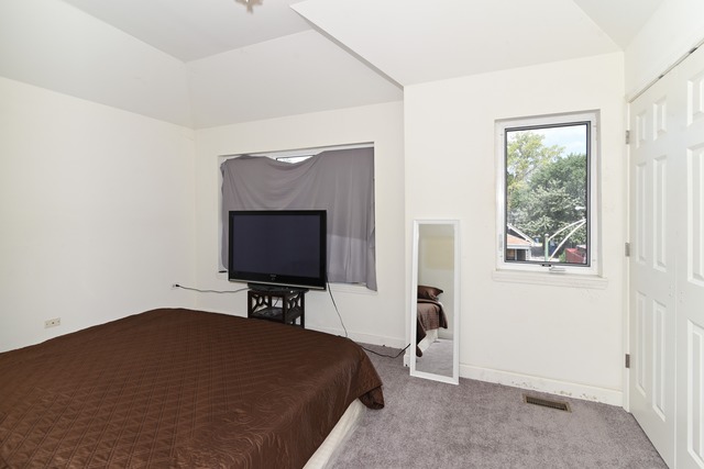 35 E 120th Pl, Chicago, IL 60628 photo 8
