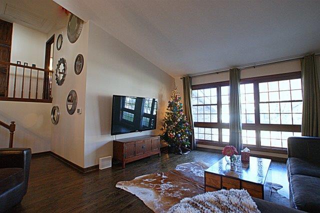 859 Tanglewood Dr, Wheeling, IL 60090 photo 8