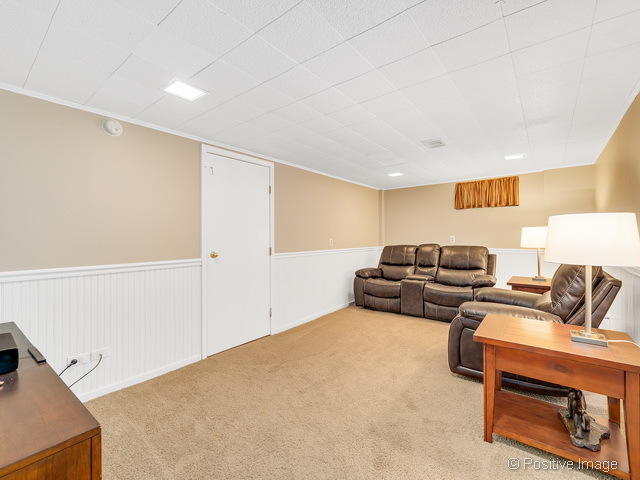 322 S Summit St, Wheaton, IL 60187 photo 14