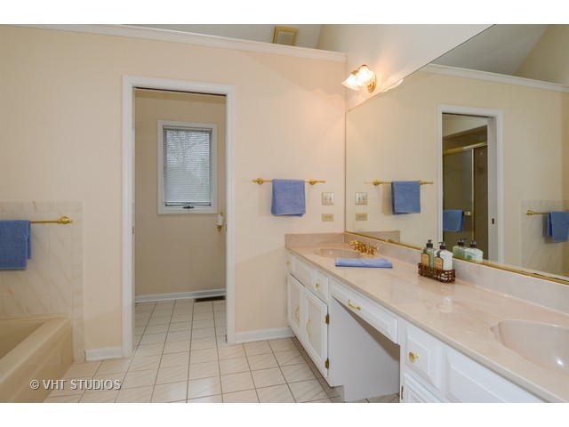 1455 White Eagle Dr, Naperville, IL 60564 photo 15