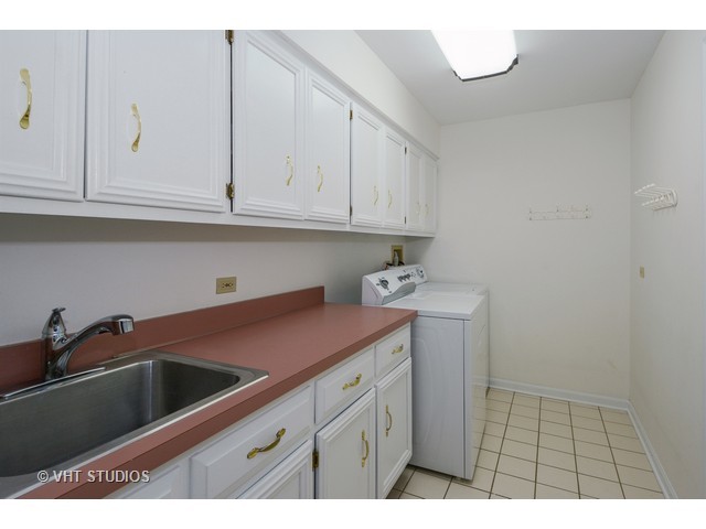 1455 White Eagle Dr, Naperville, IL 60564 photo 18