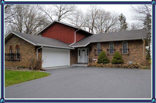 18233 Harper St, Lansing, IL 60438 photo 1