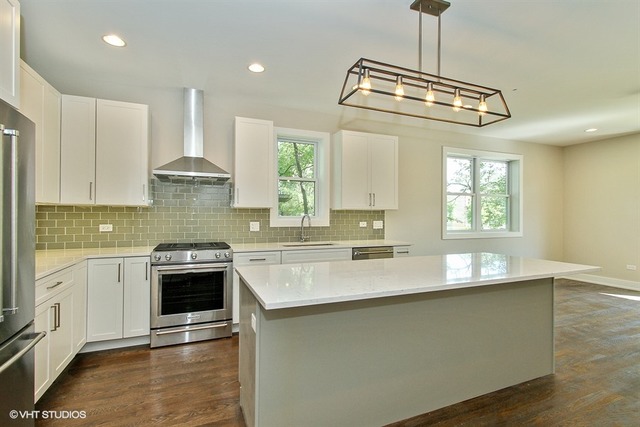 4826 S Champlain Ave, Chicago, IL 60615 photo 5