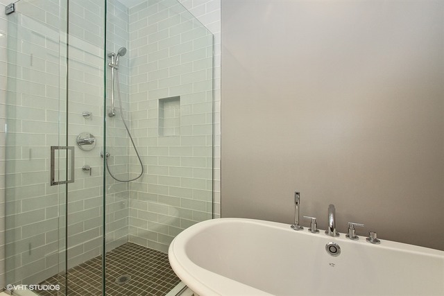 4826 S Champlain Ave, Chicago, IL 60615 photo 15