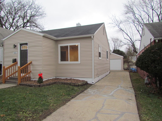 913 Harriet Ave, Aurora, IL 60505 photo 10