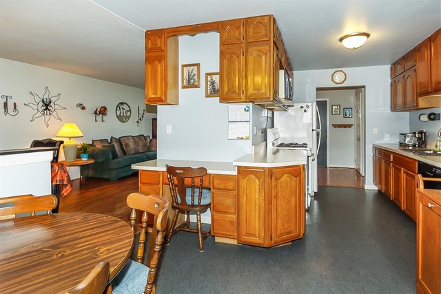 643 Westmere Rd, Des Plaines, IL 60016 photo 8