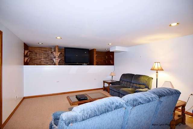 3246 Gresham Ln E, Aurora, IL 60504 photo 18