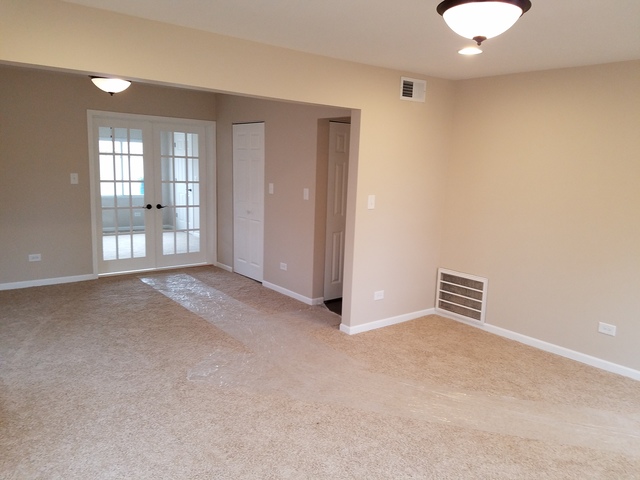 14633 Millard Ave, Midlothian, IL 60445 photo 3