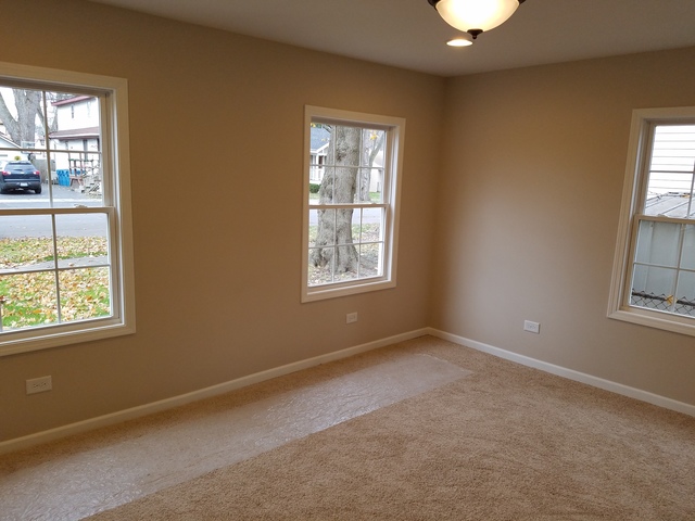 14633 Millard Ave, Midlothian, IL 60445 photo 2