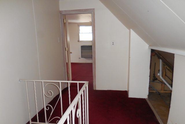 17524 Burnham Ave, Lansing, IL 60438 photo 3