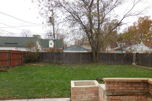 17524 Burnham Ave, Lansing, IL 60438 photo 6