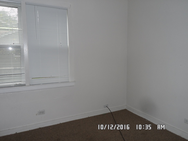 516 E 144th Pl, Dolton, IL 60419 photo 4