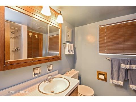 18530 Bock Rd, Lansing, IL 60438 photo 8