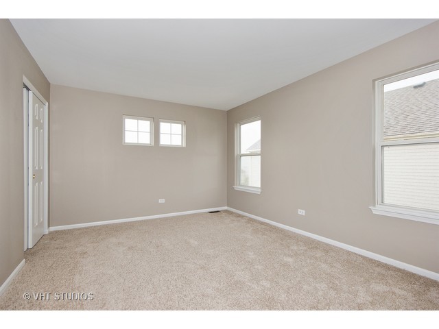1813 Arbor Falls Dr, Plainfield, IL 60586 photo 10