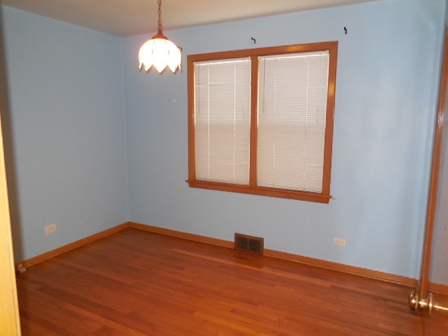 4141 Lawndale Ave, Lyons, IL 60534 photo 9