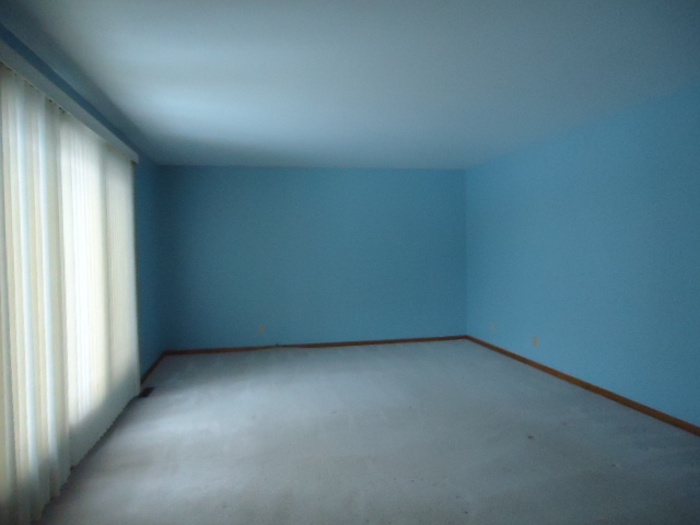 2202 N Long Ln, Mchenry, IL 60051 photo 9