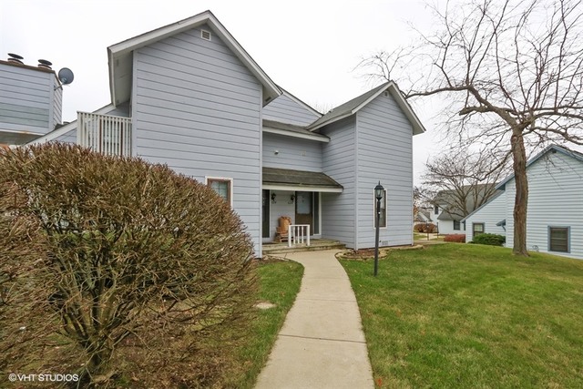 622 Dunham Rd, Gurnee, IL 60031 photo 1