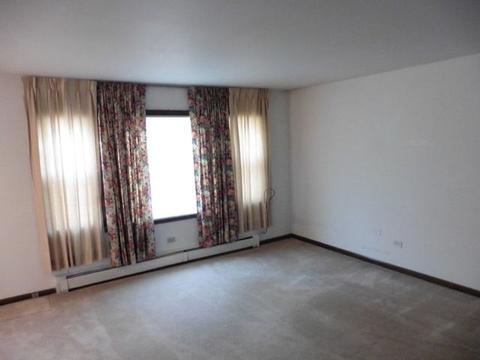 1275 N Mclean Blvd, Elgin, IL 60123 photo 6