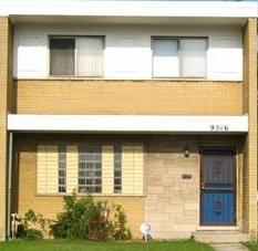 9516 S Colfax Ave, Chicago, IL 60617 photo 1