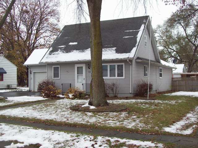 306 Depot St, Walnut, IL 61376 photo 1