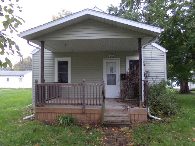 1516 S 7th Ave, Kankakee, IL 60901 photo 2