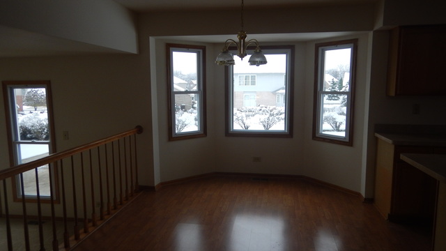 3905 Edgewater Dr, Hazel Crest, IL 60429 photo 5