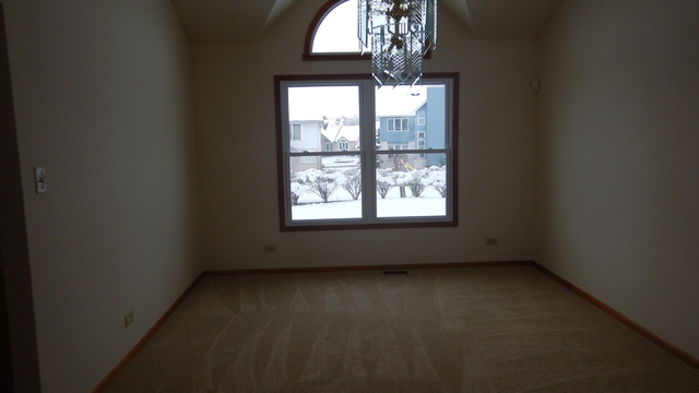3905 Edgewater Dr, Hazel Crest, IL 60429 photo 3