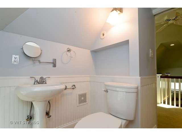 4833 W Warner Ave, Chicago, IL 60641 photo 18