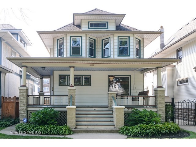 4833 W Warner Ave, Chicago, IL 60641 photo 1
