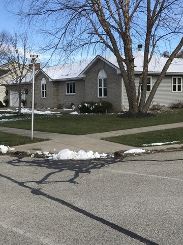 819 Burla Dr, Morris, IL 60450 photo 2