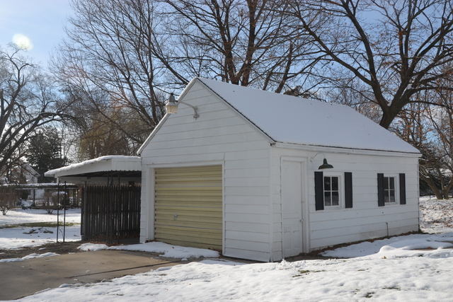 420 E Bradshaw St, Dixon, IL 61021 photo 23