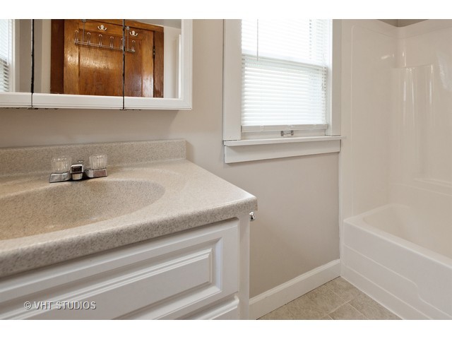 3933 E 1st Rd, Mendota, IL 61342 photo 11