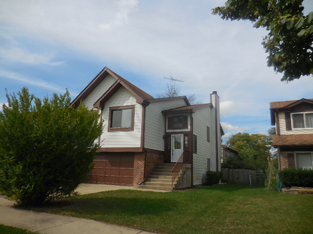 538 Commanche Trl, Wheeling, IL 60090 photo 3