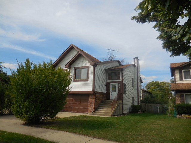 538 Commanche Trl, Wheeling, IL 60090 photo 2