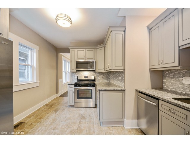 1655 E 84th St, Chicago, IL 60617 photo 10