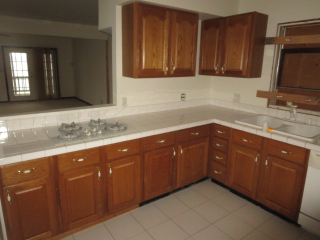 146 Eagle Point Rd, Fox Lake, IL 60020 photo 9