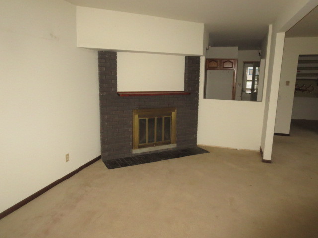 146 Eagle Point Rd, Fox Lake, IL 60020 photo 7