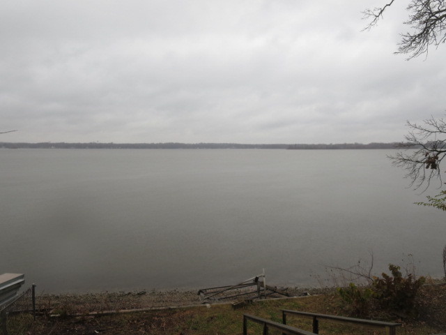 146 Eagle Point Rd, Fox Lake, IL 60020 photo 4