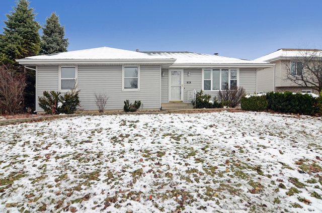 2818 Frank Turk Dr, Plainfield, IL 60586 photo 2