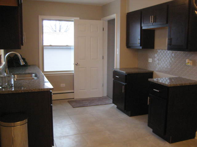 36 W 35th Pl, Steger, IL 60475 photo 10