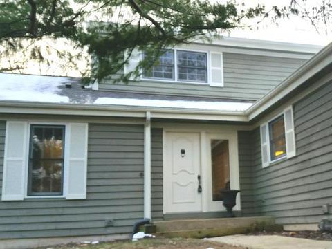 195 Hamilton Ct, Lake Bluff, IL 60044 photo 1