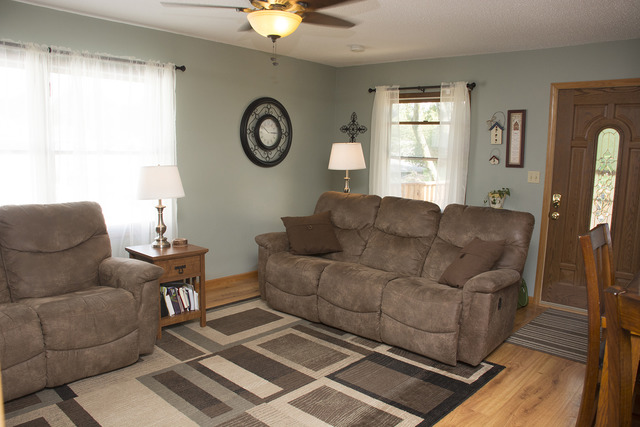 307 E North St, Morrison, IL 61270 photo 8