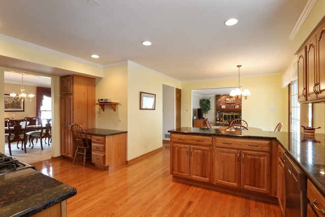 2703 Old Mill Ln, Rolling Meadows, IL 60008 photo 7