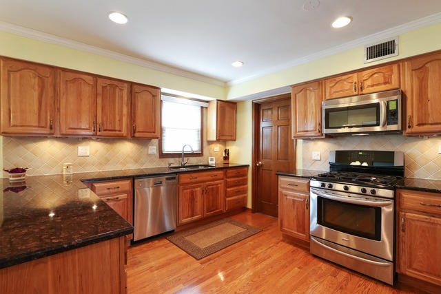 2703 Old Mill Ln, Rolling Meadows, IL 60008 photo 6