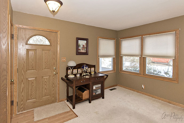 1910 N North Ave, Mchenry, IL 60050 photo 4