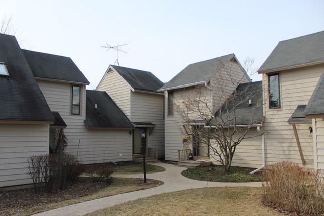 700 Wakefield Rd, Gurnee, IL 60031 photo 1