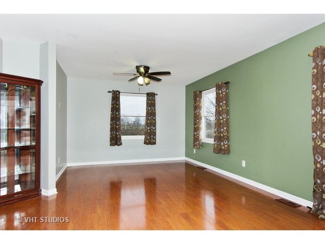 3301 E 1951st Rd, Ottawa, IL 61350 photo 2