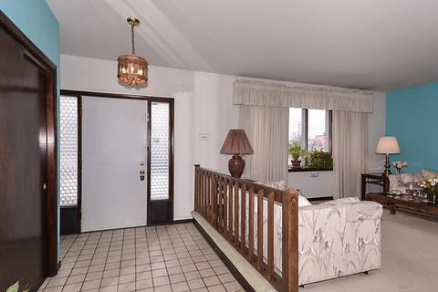1216 E Washington St, Itasca, IL 60143 photo 6